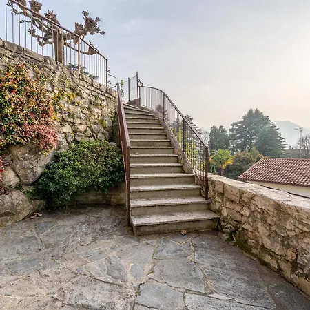 Fedis - Along The Scenic Greenway Διαμέρισμα