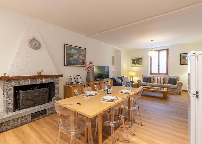 Fedis - Along The Scenic Greenway Apartamento