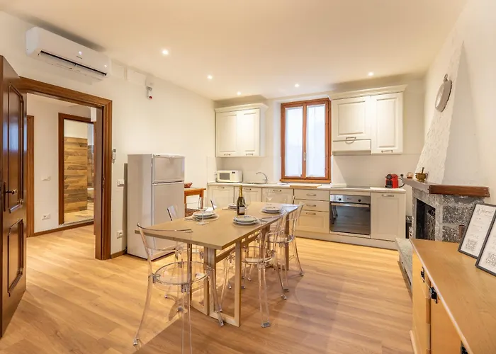 Fedis - Along The Scenic Greenway Apartamento