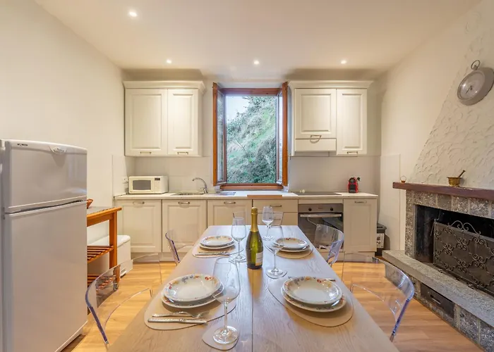 Fedis - Along The Scenic Greenway *